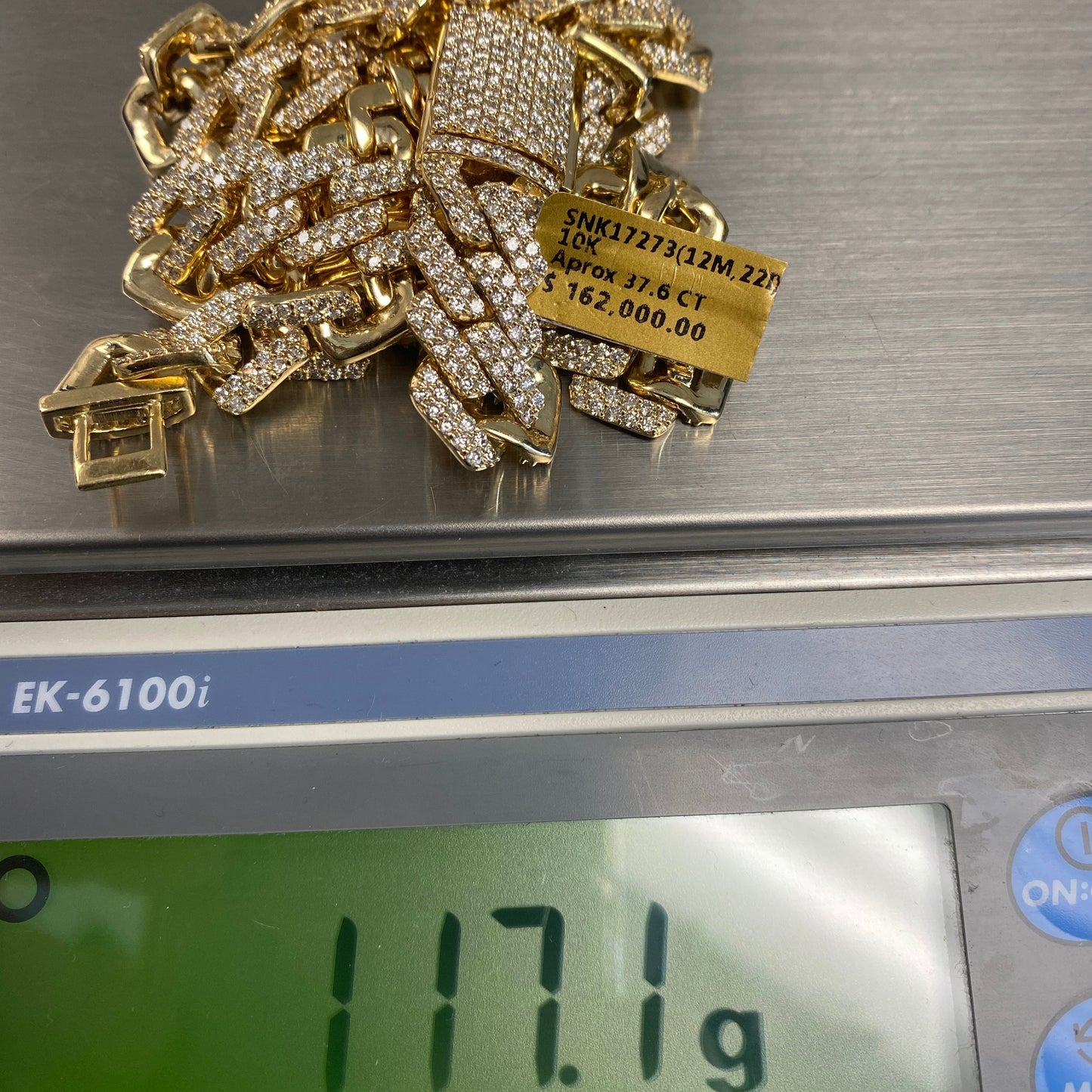 10K 12MM Cuban Link Diamond Chain 22"