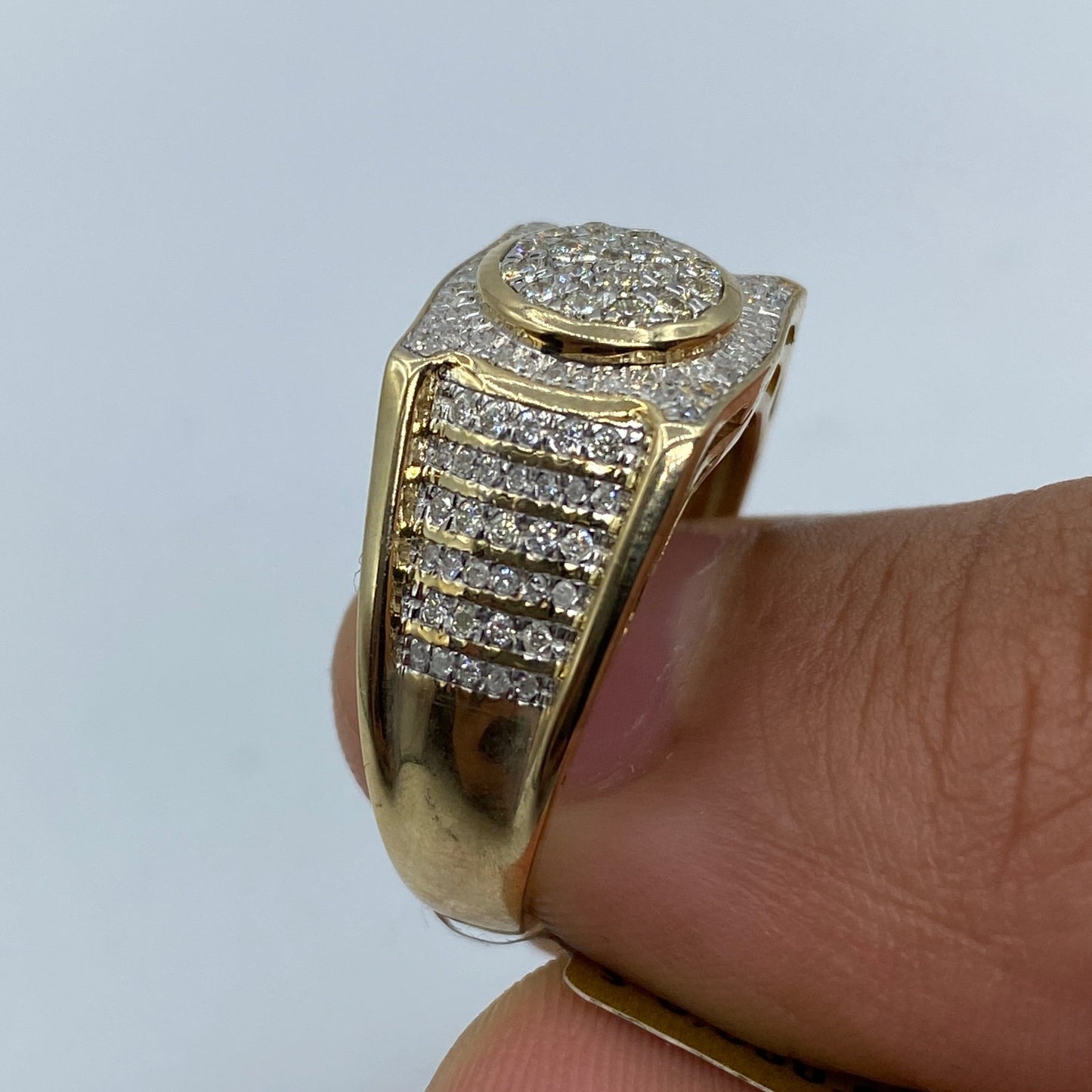 10K Circle Prometheus Diamond Ring