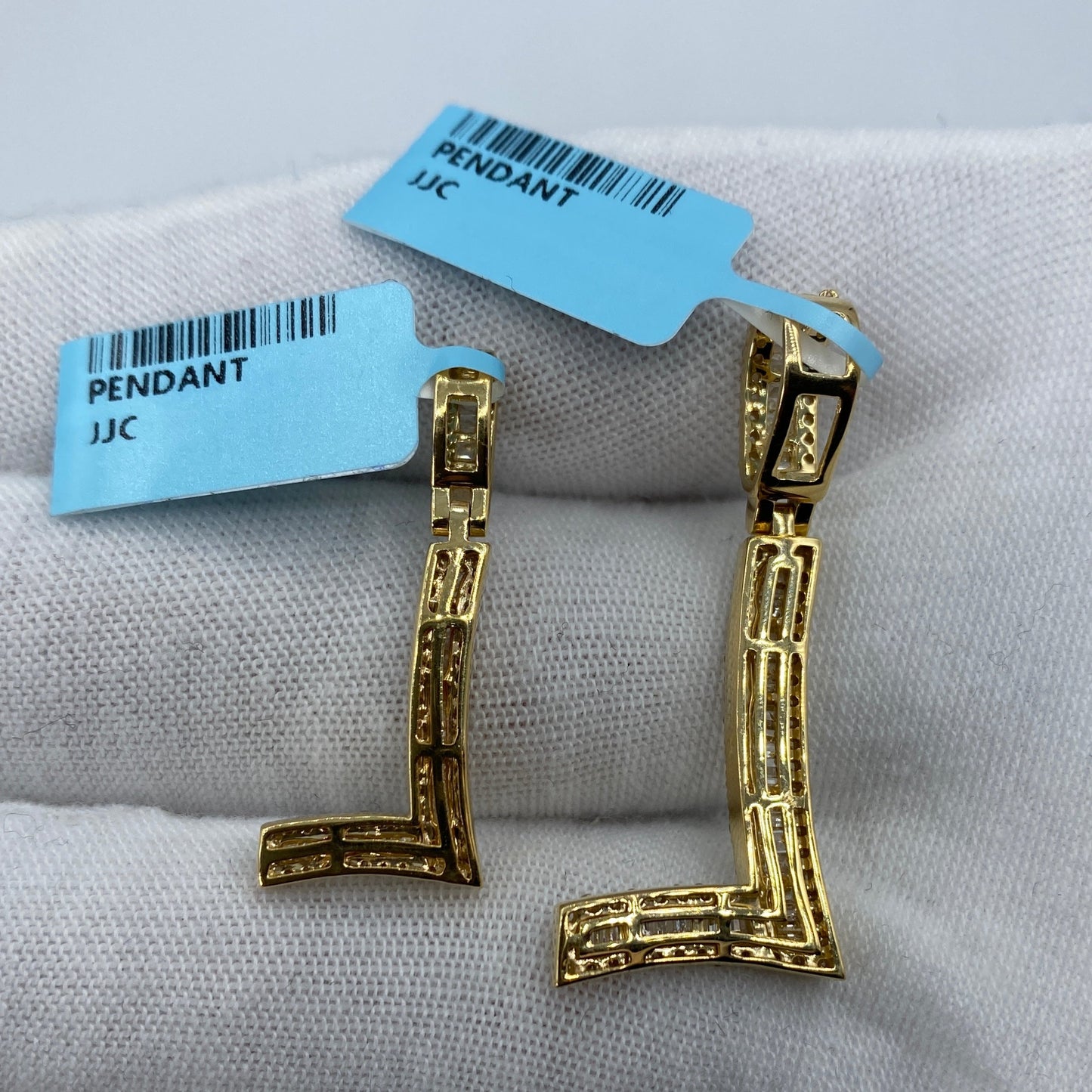 14K L Diamond Baguette Initial Pendant