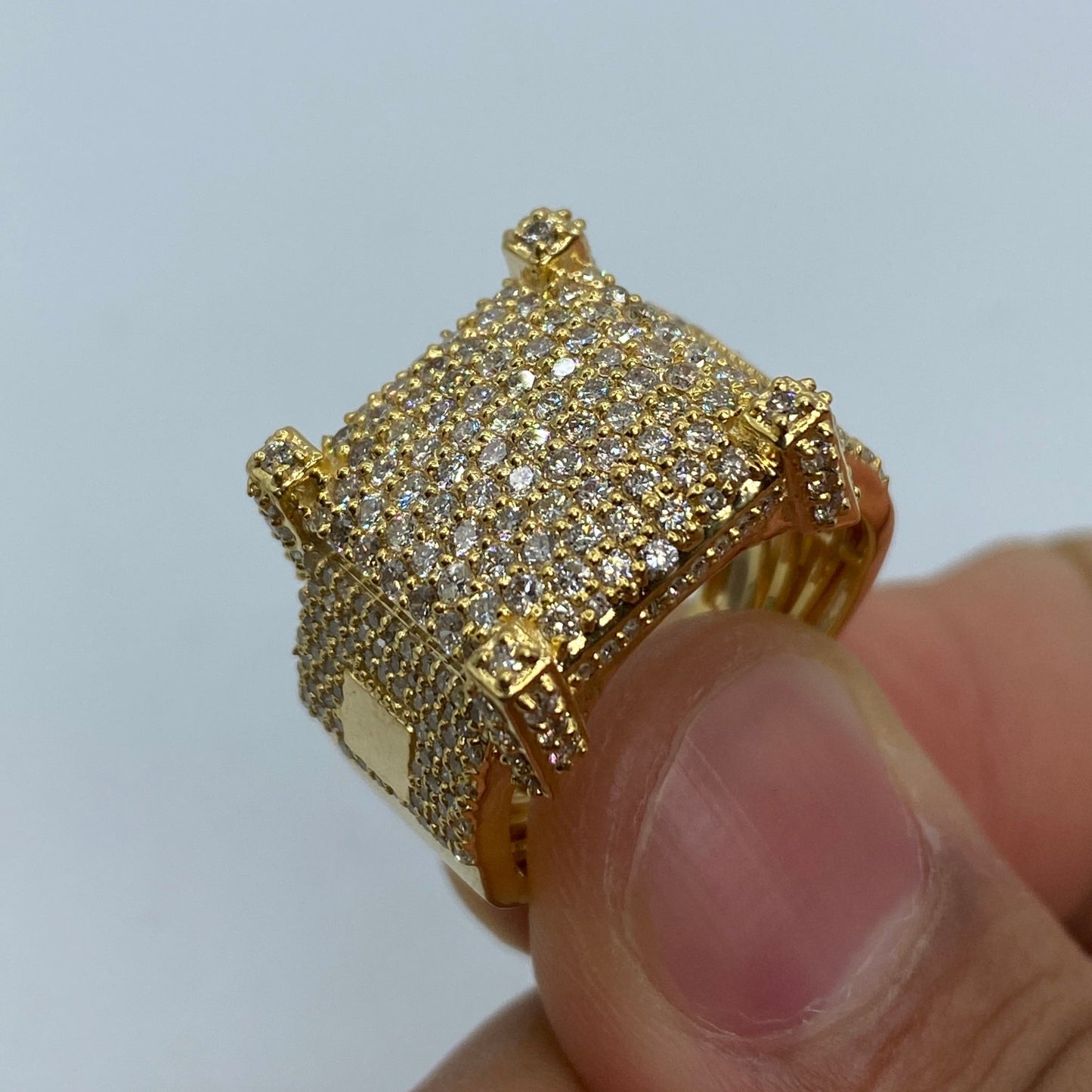 10K Castle Diamond Ring