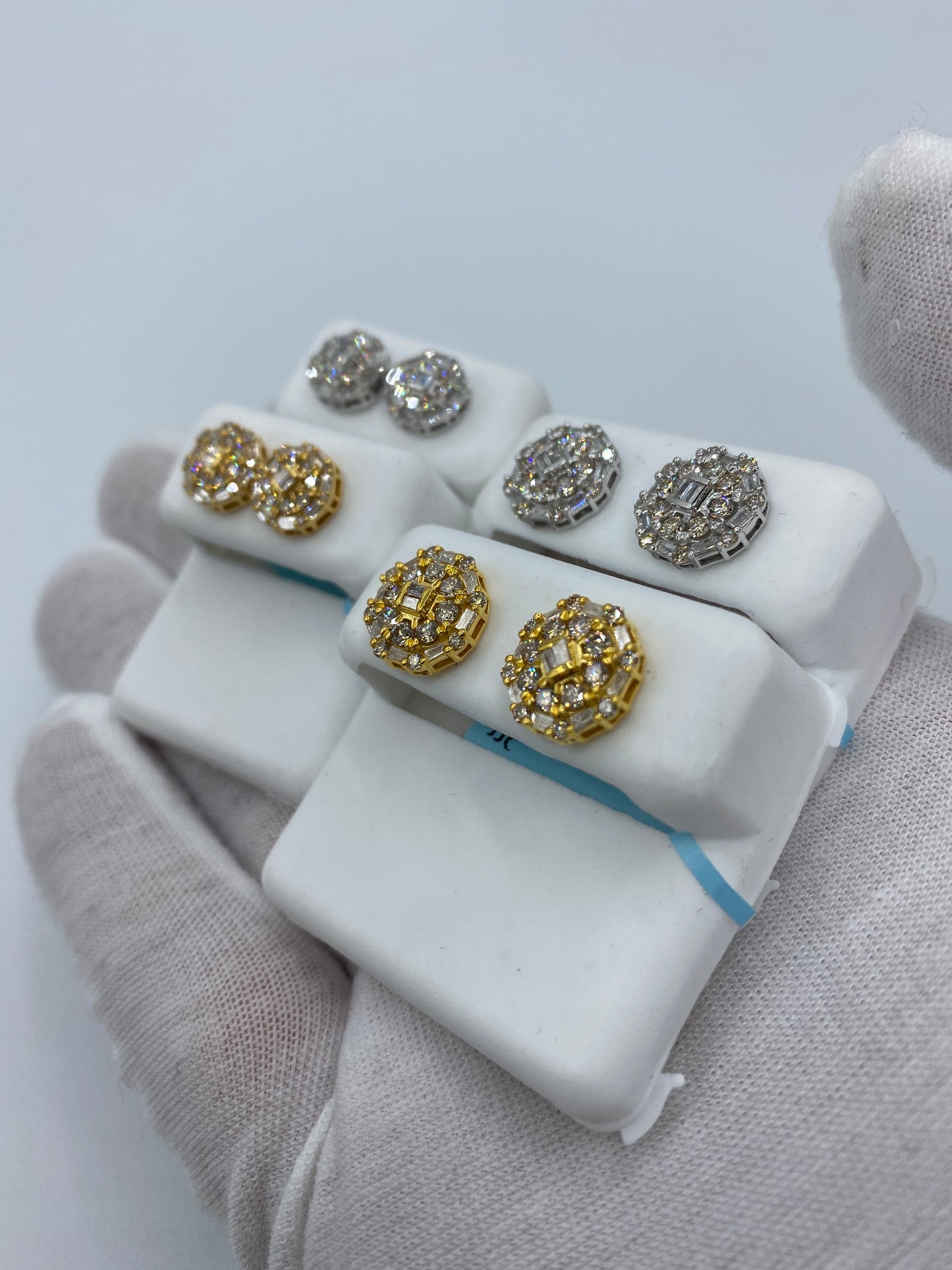 Circle Flower Baguette Earrings