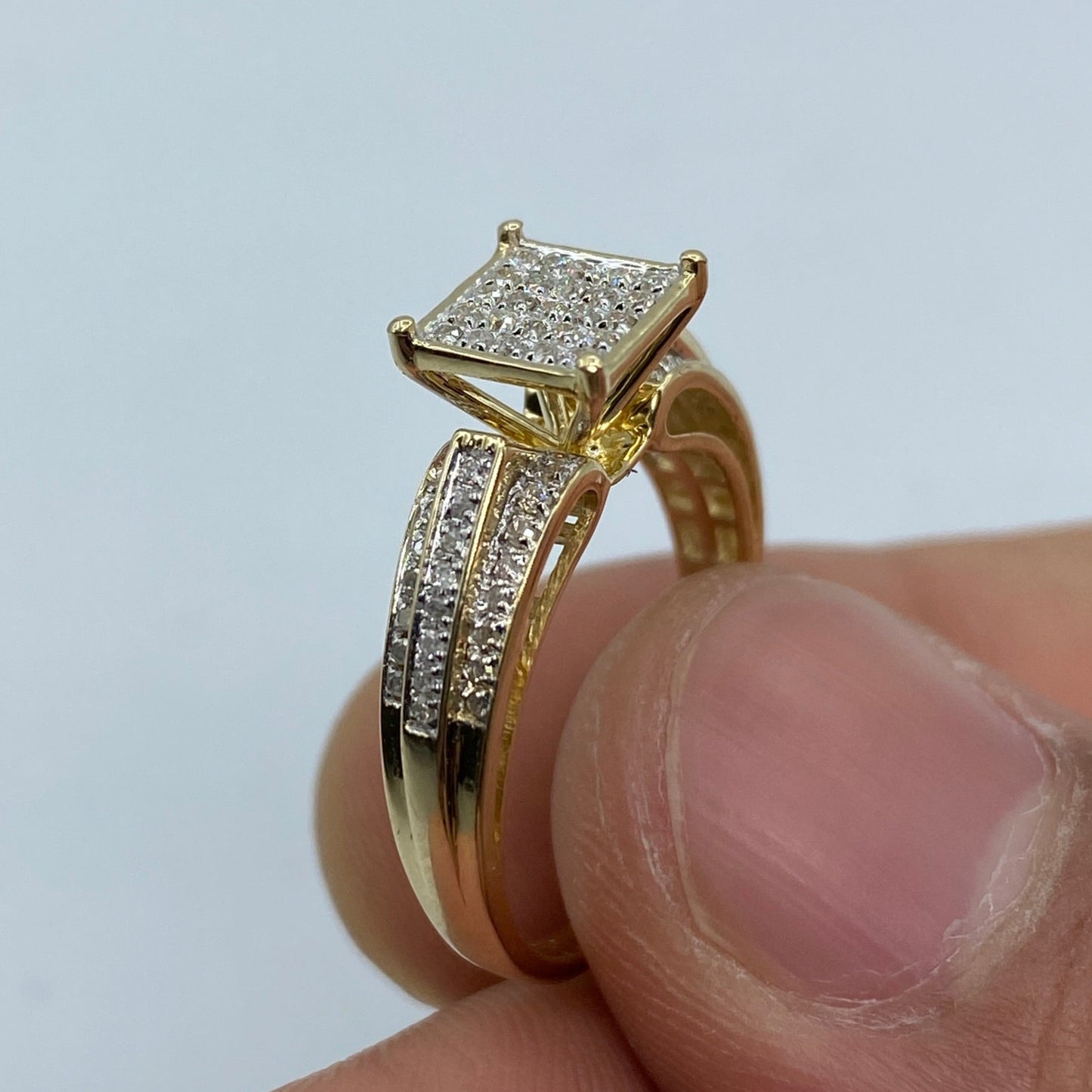 10K Diamond Engagement Ring Style #1