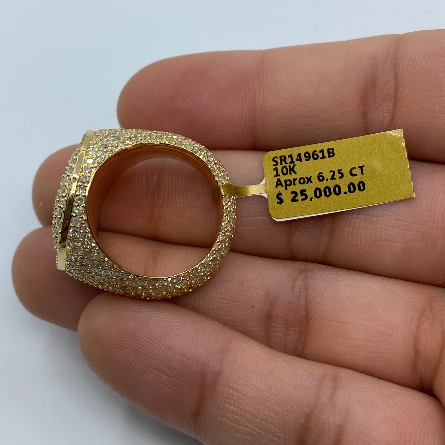 10K Circle Iced-Out Diamond Ring