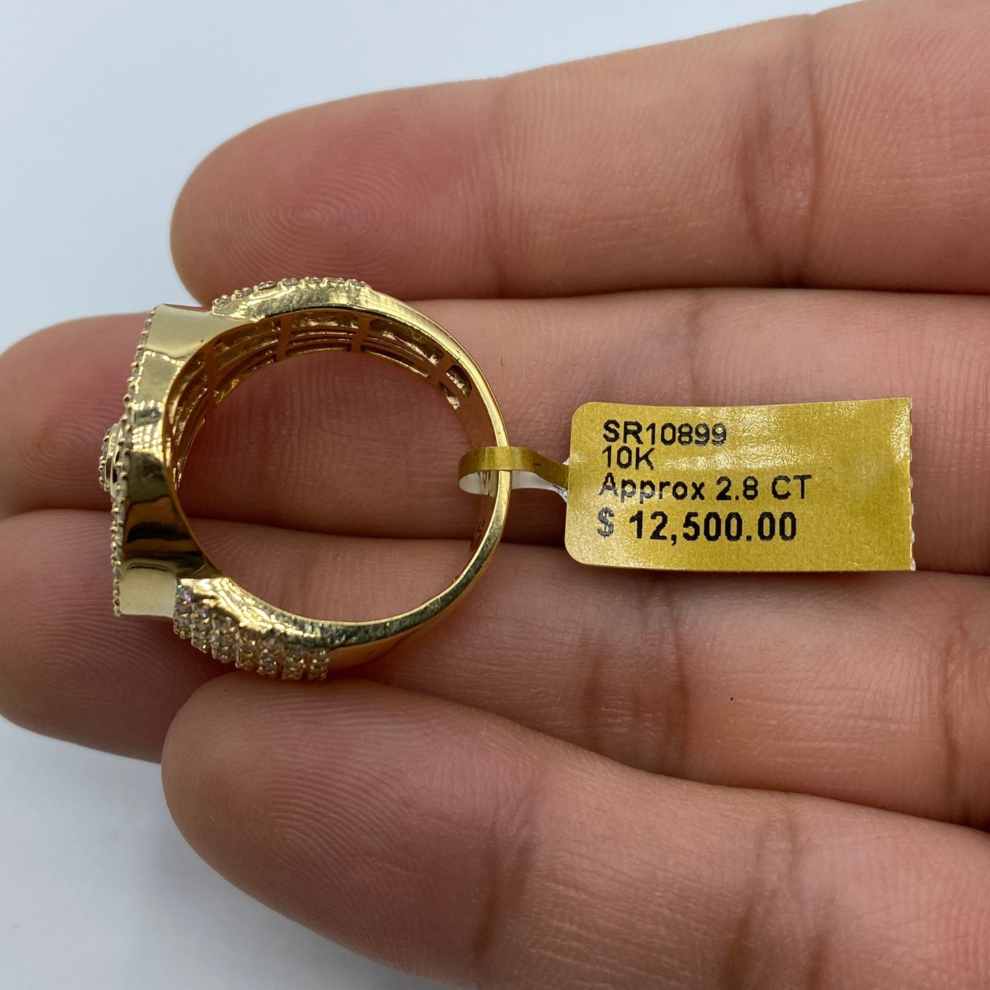 10K Circle Diamond Ring Style #2