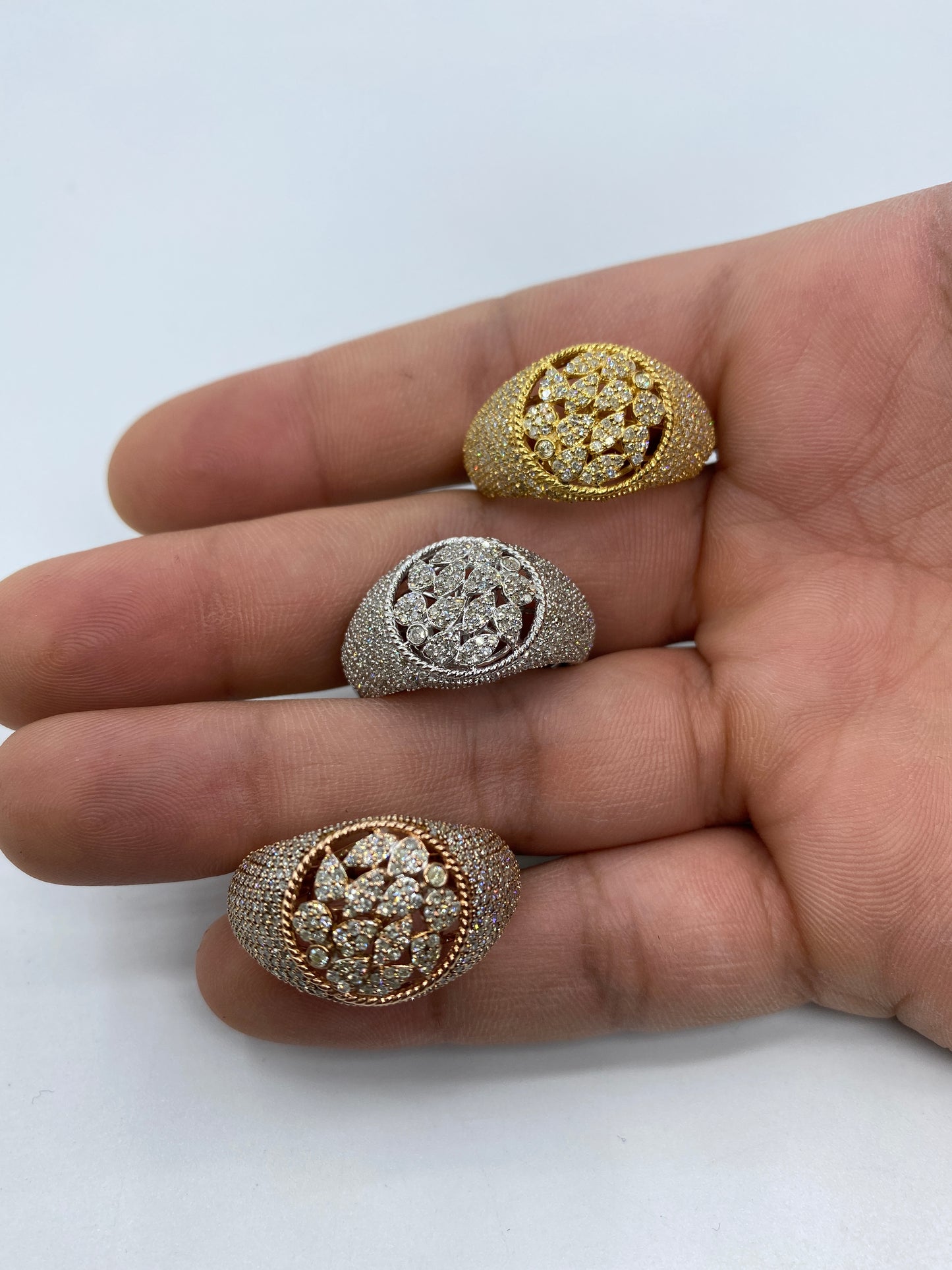 10K Floral Round Ring