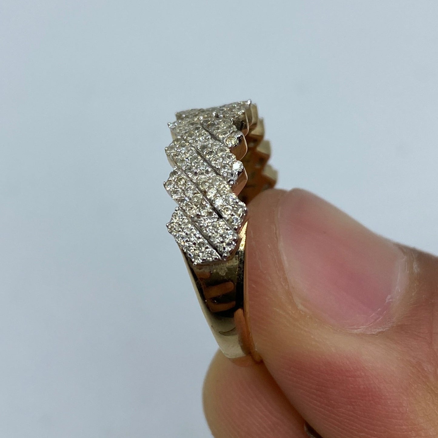 10K Closed Cuban Link Diamond Ring