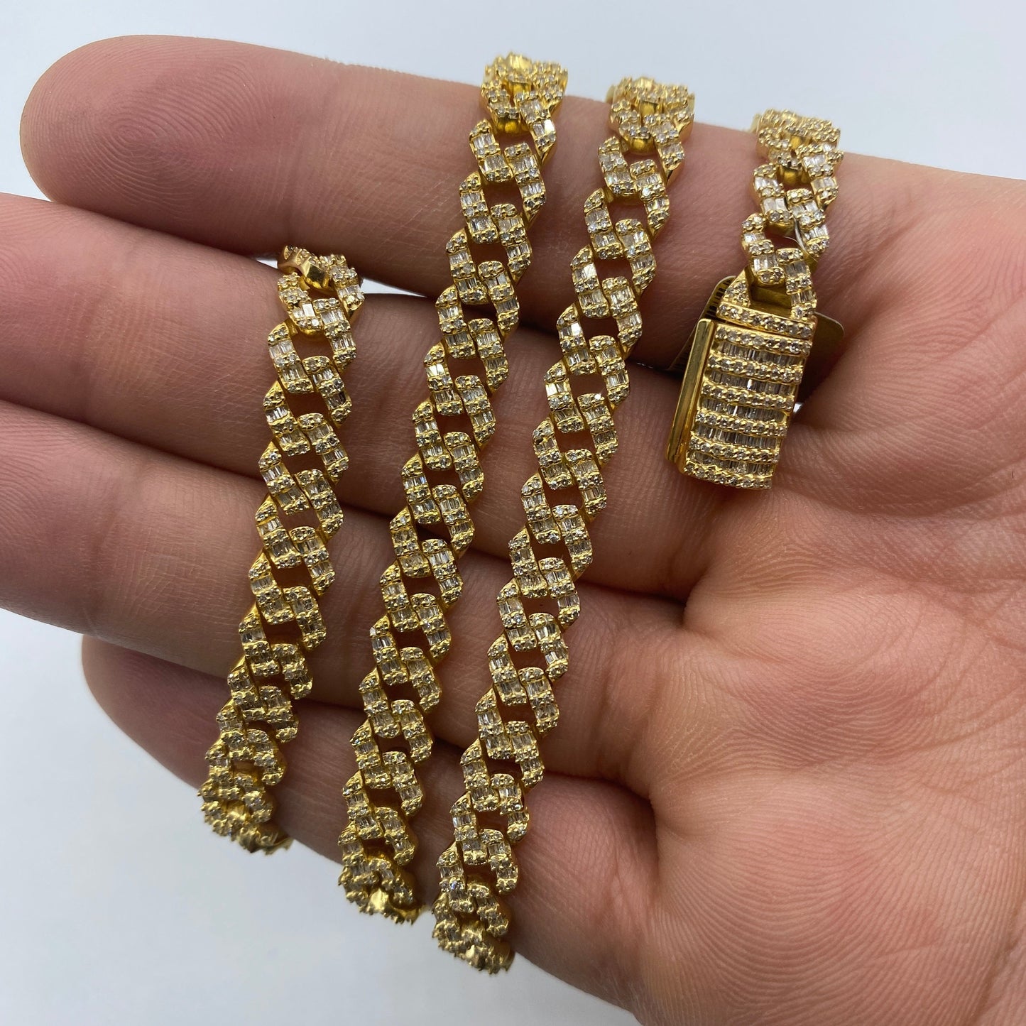 10K 6.5MM Cuban Link Diamond Baguette Chain 22"