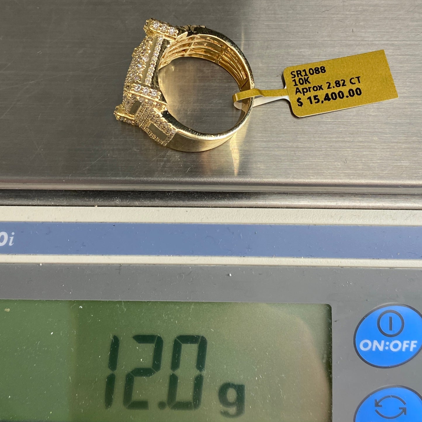 10K Castle Diamond Ring