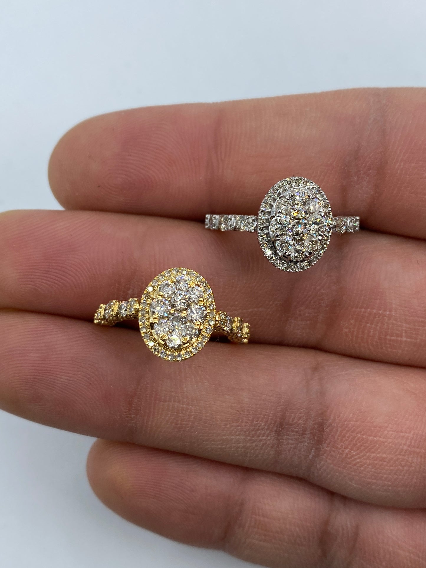 Oval Engagement Ring