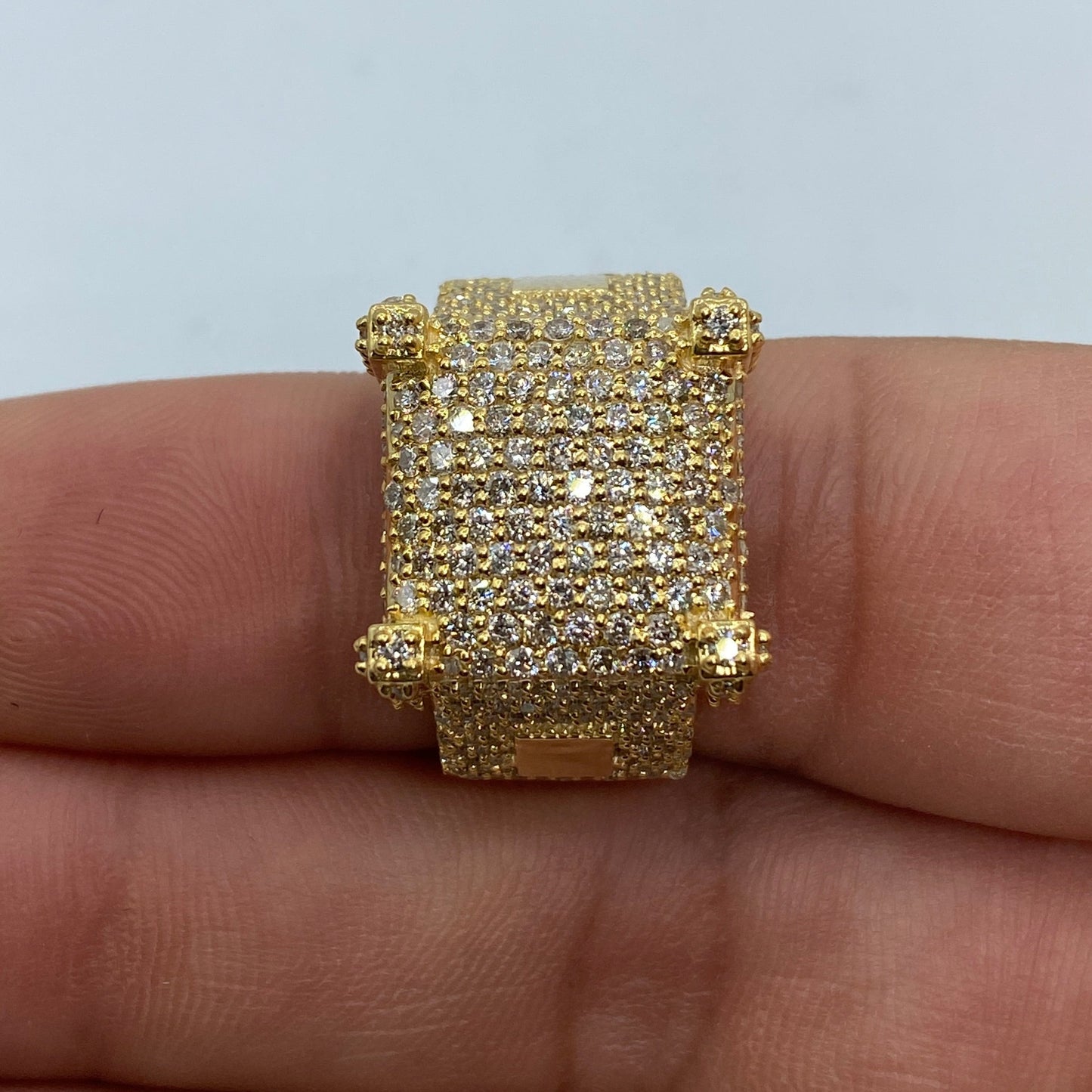 10K Castle Diamond Ring