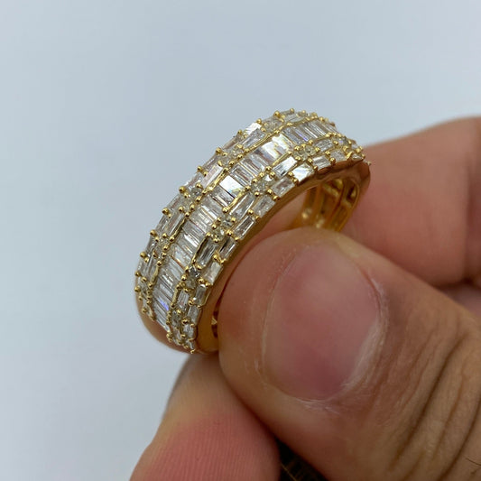 10K Diamond Baguette Band
