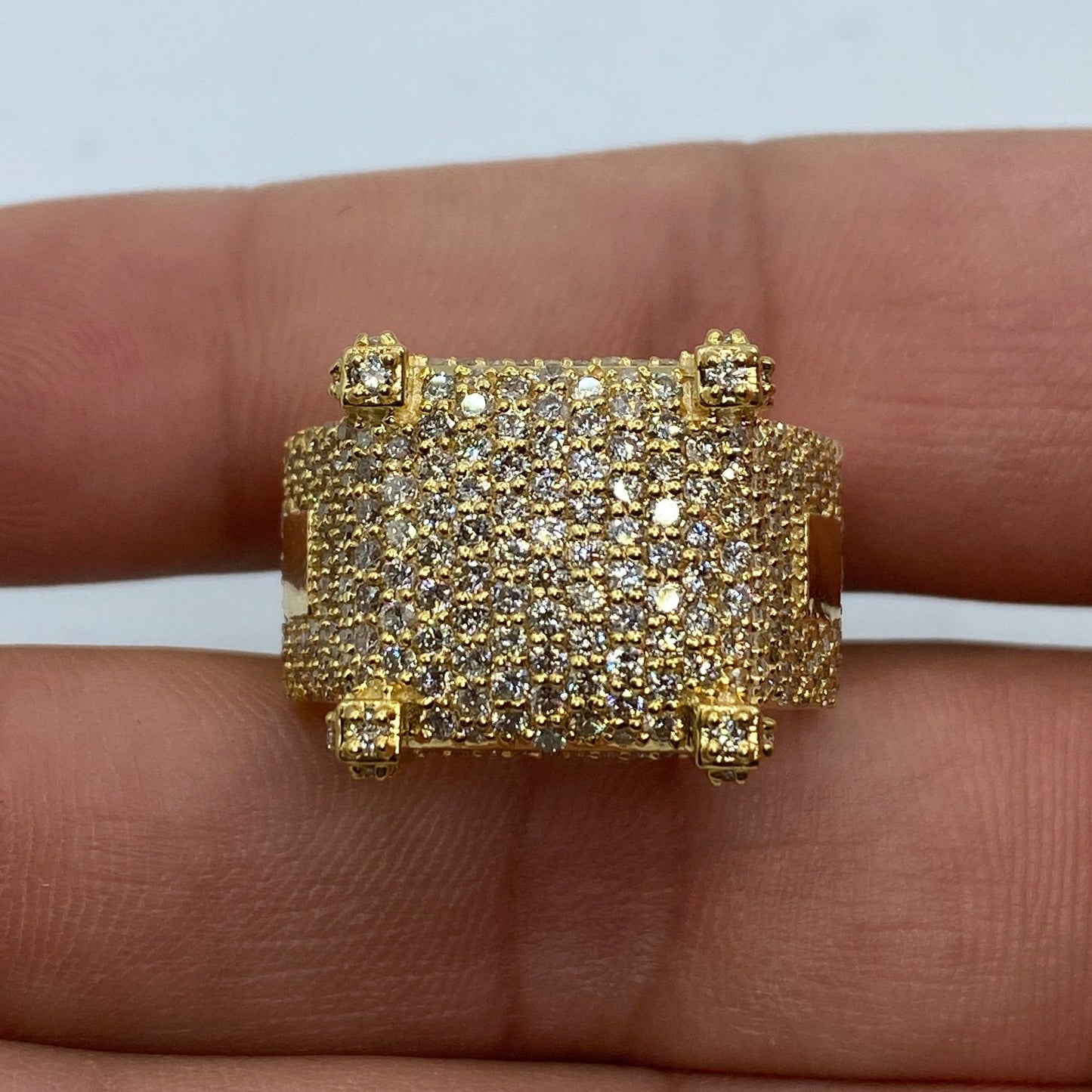 10K Castle Diamond Ring