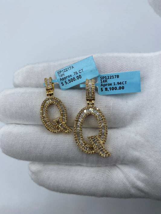 14K Q Baguette Initial
