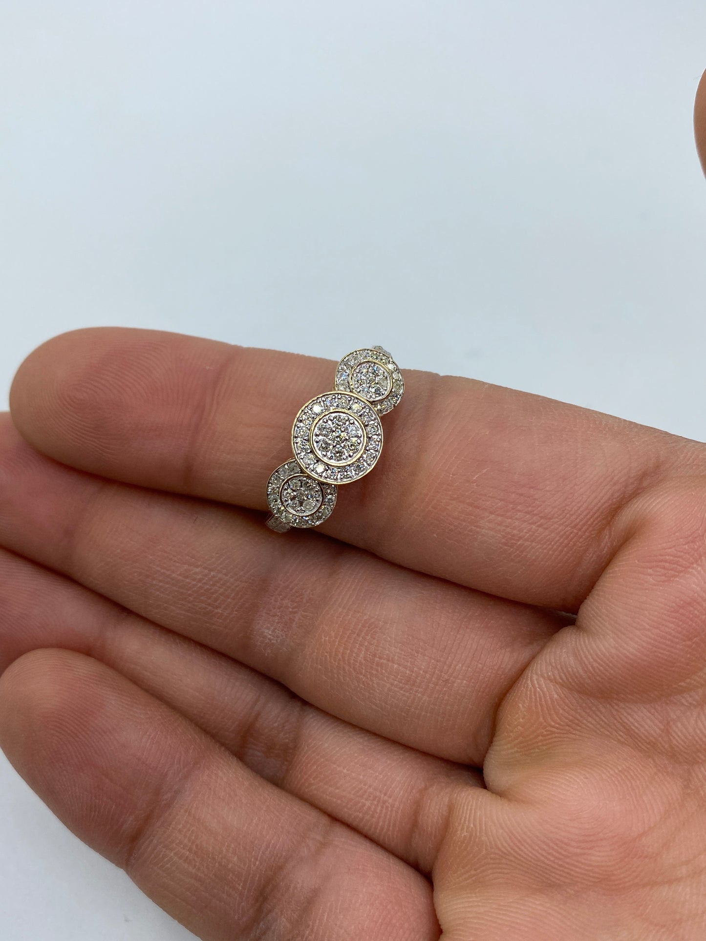 Tri-stone Circle Shape Engagement Ring