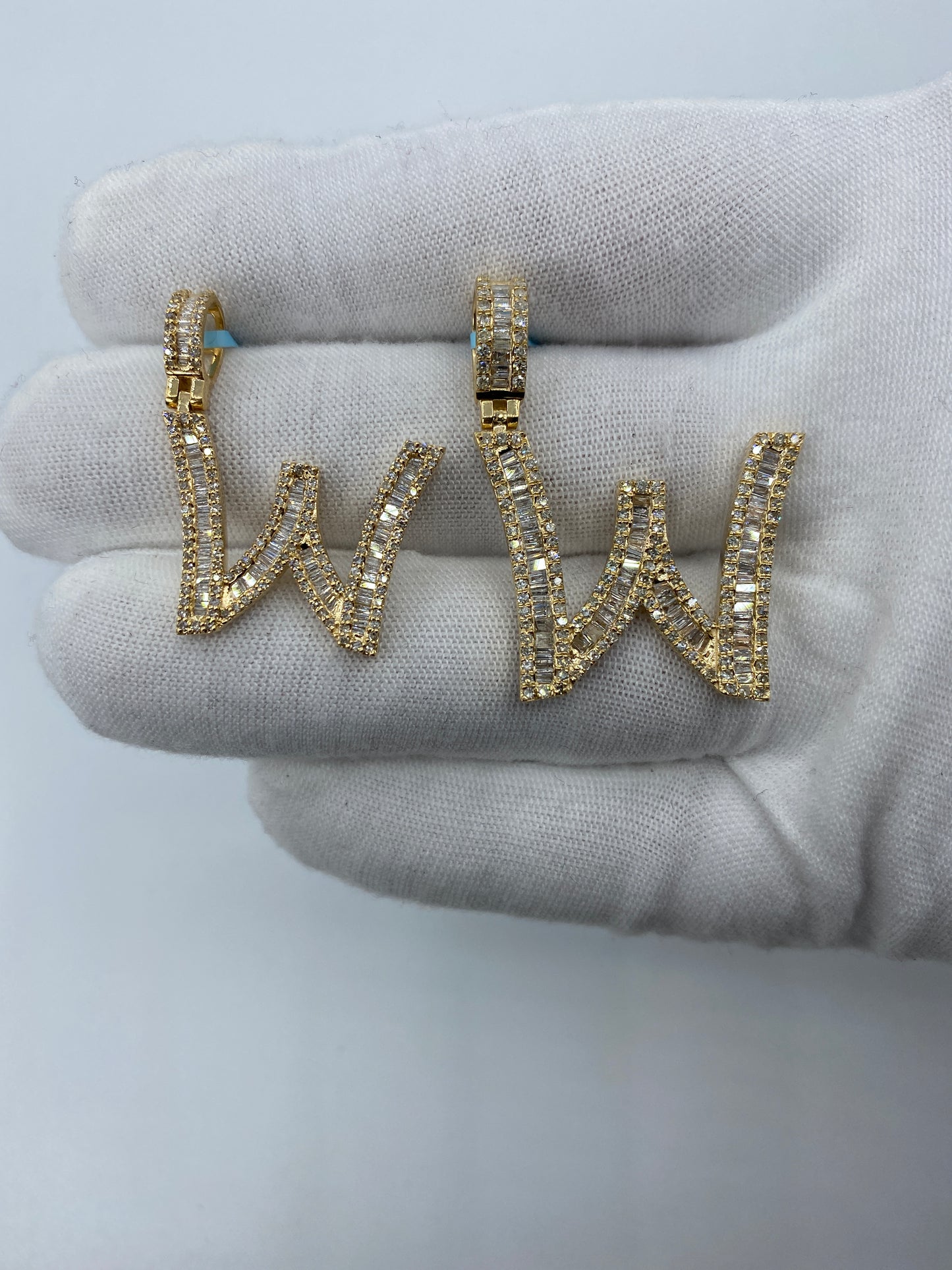 14K W Baguette Initial