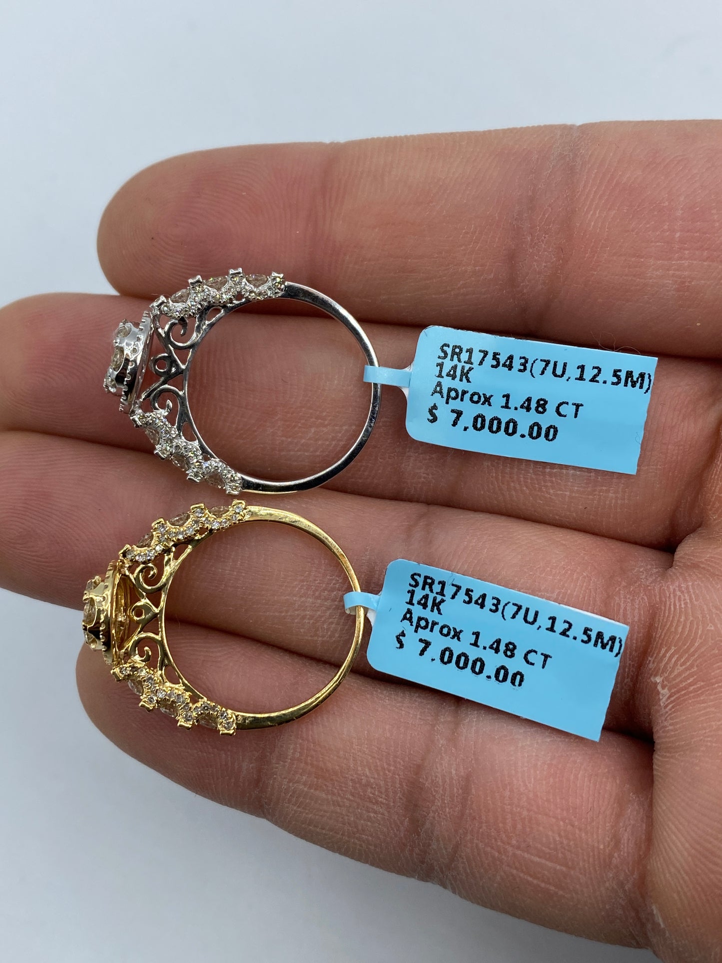 Oval Engagement Ring