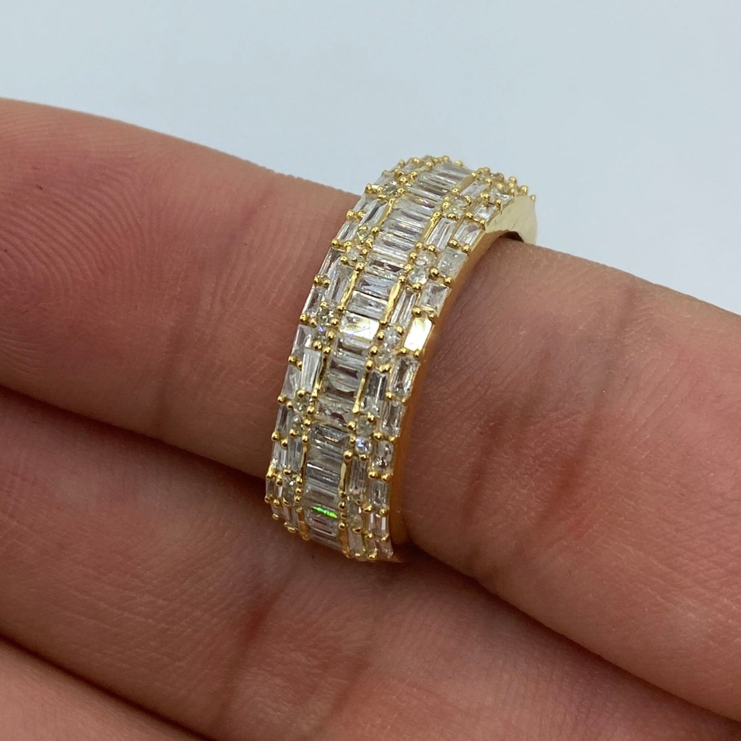 10K Diamond Baguette Band