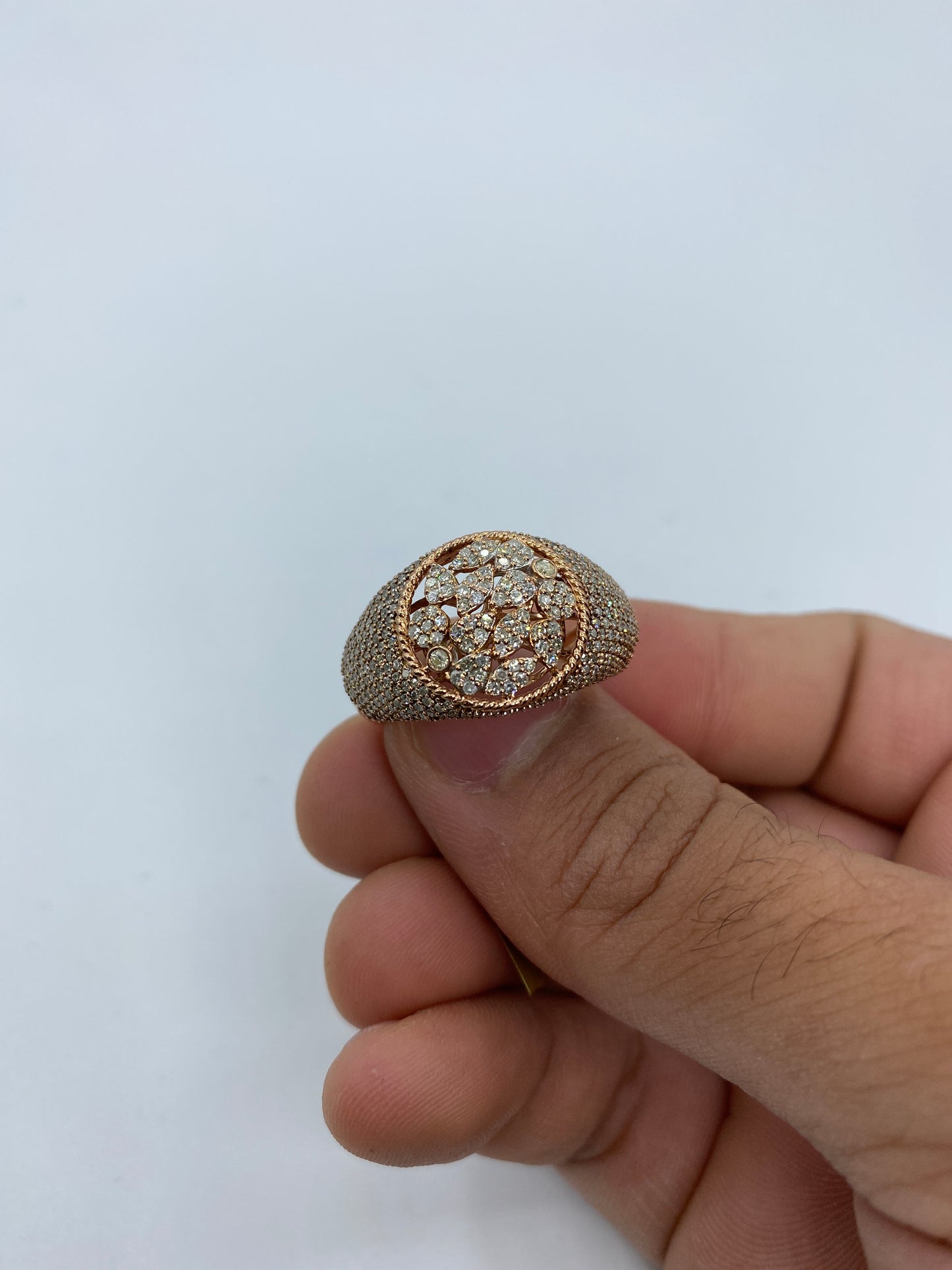 10K Floral Round Ring