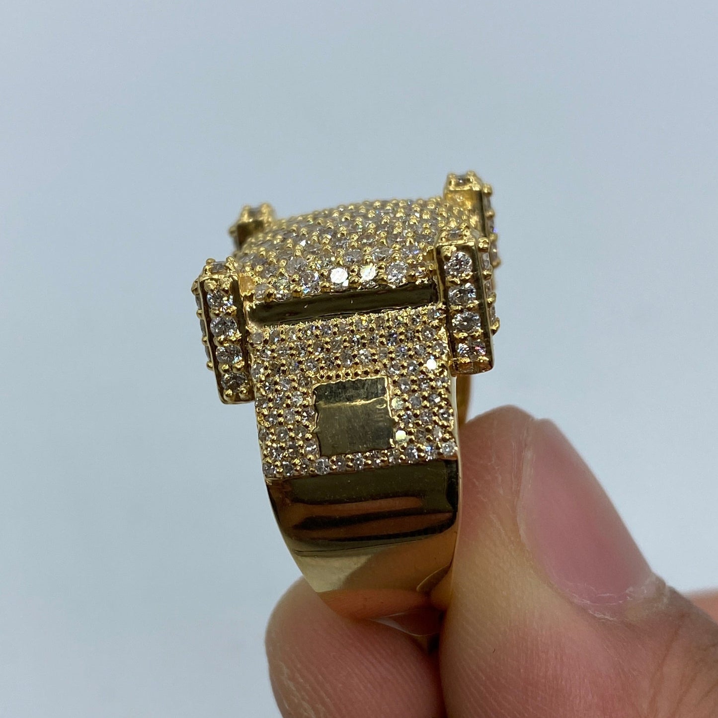 10K Castle Diamond Ring