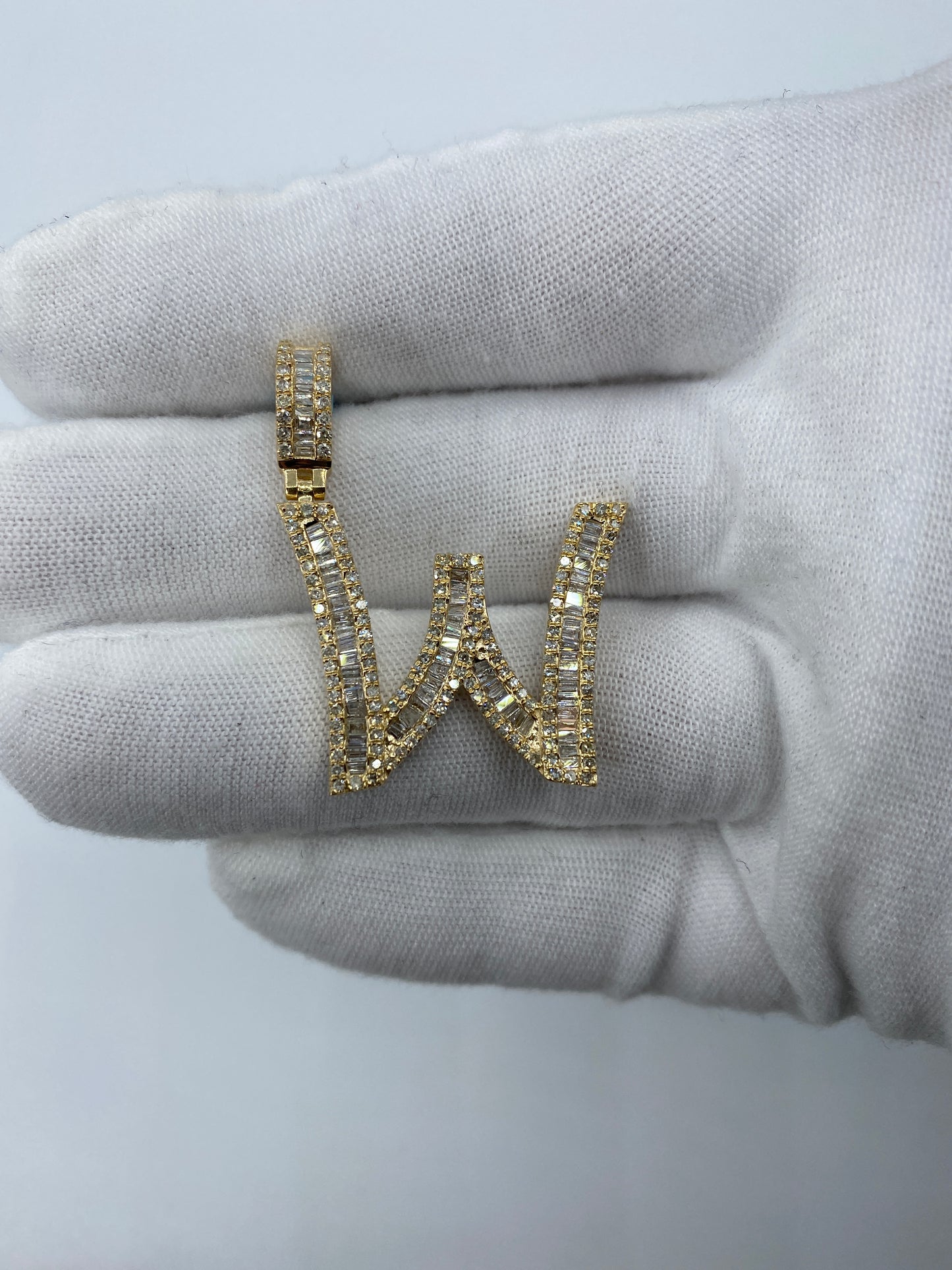14K W Baguette Initial