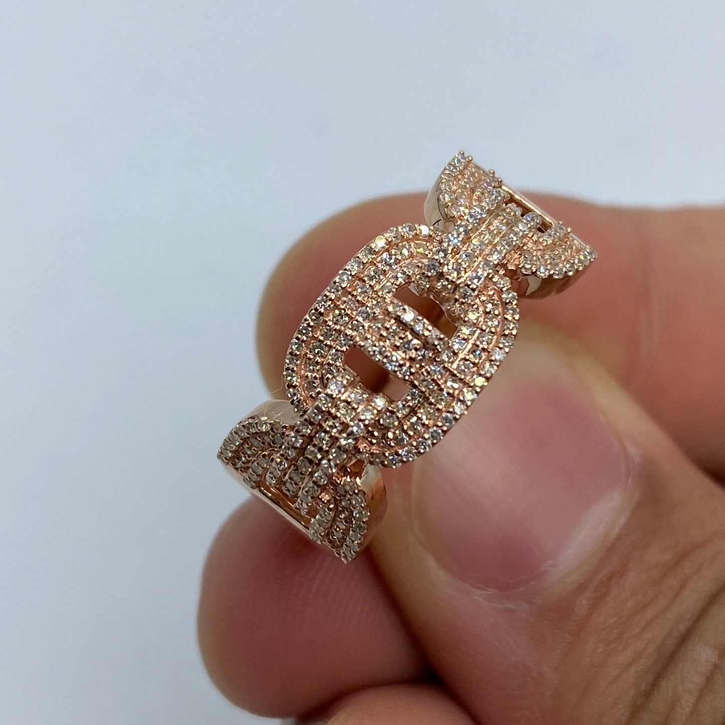 10K Luxury Link Diamond Ring