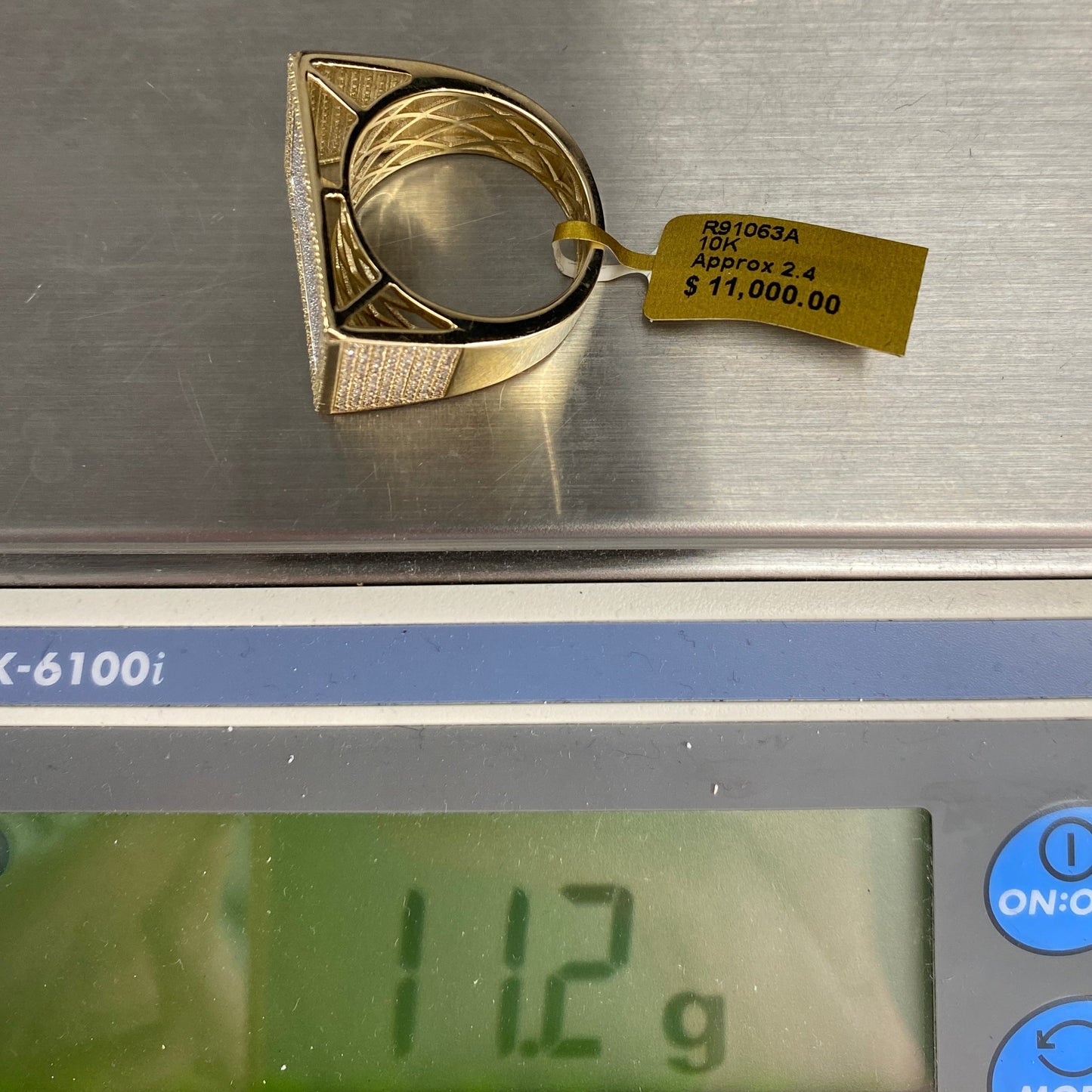 10K Rectangle Angelic Diamond Ring