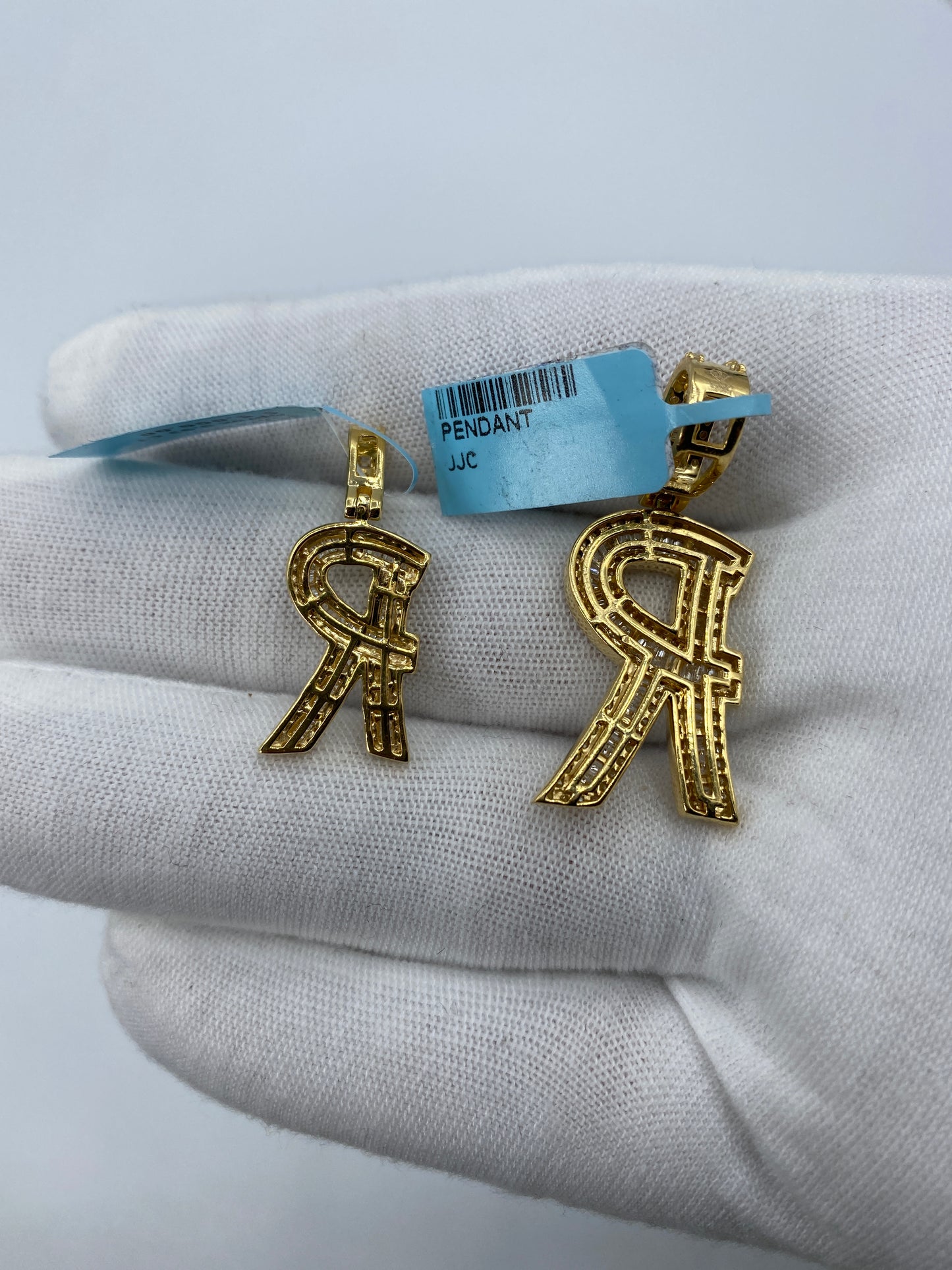 14K R Baguette Initial