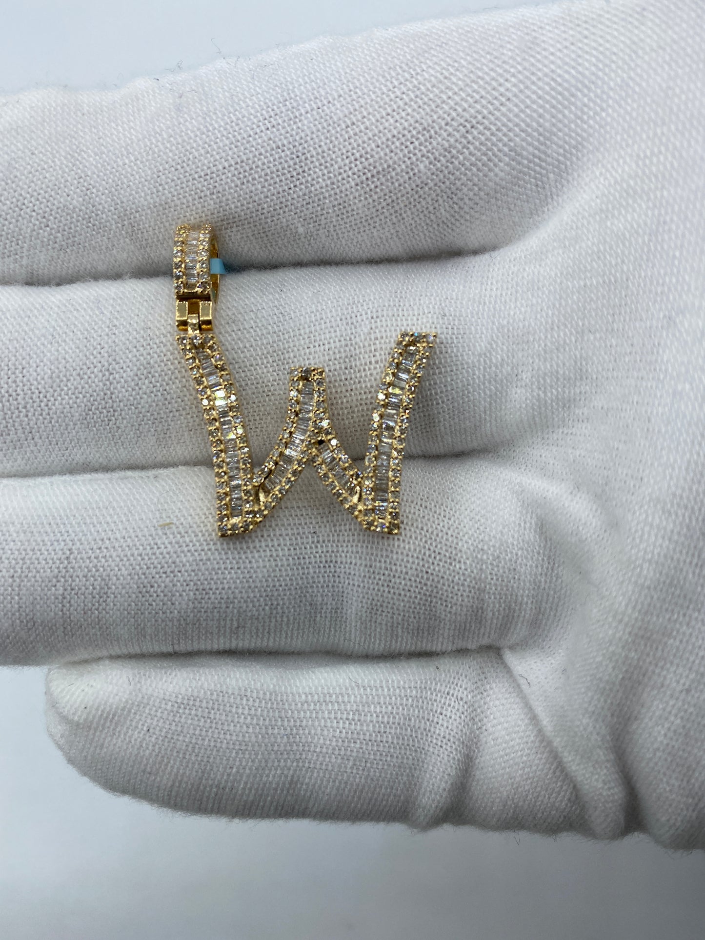 14K W Baguette Initial