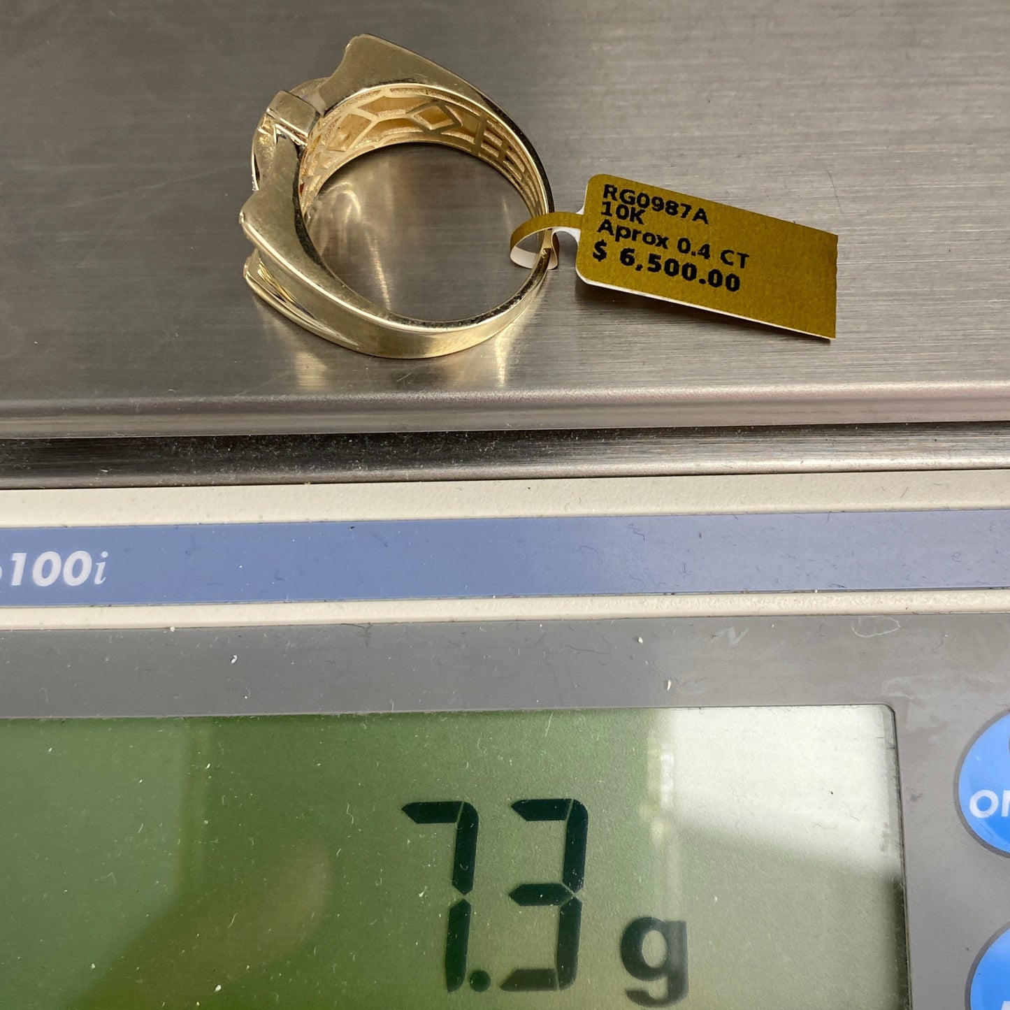 10K Rectangle California Diamond Ring