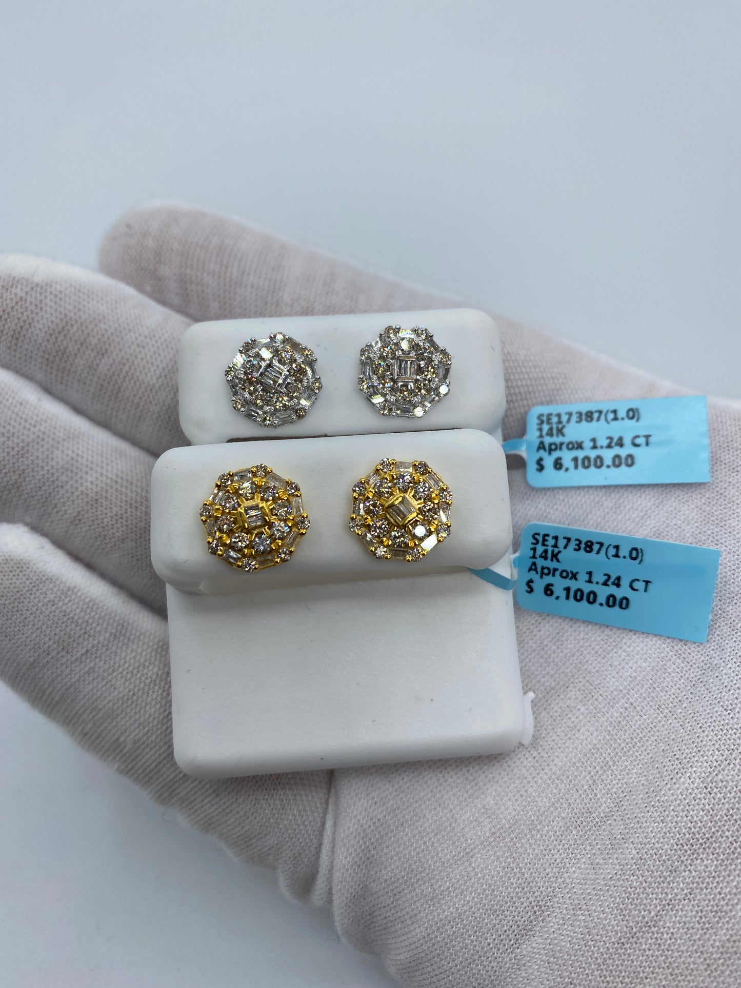 Circle Flower Baguette Earrings