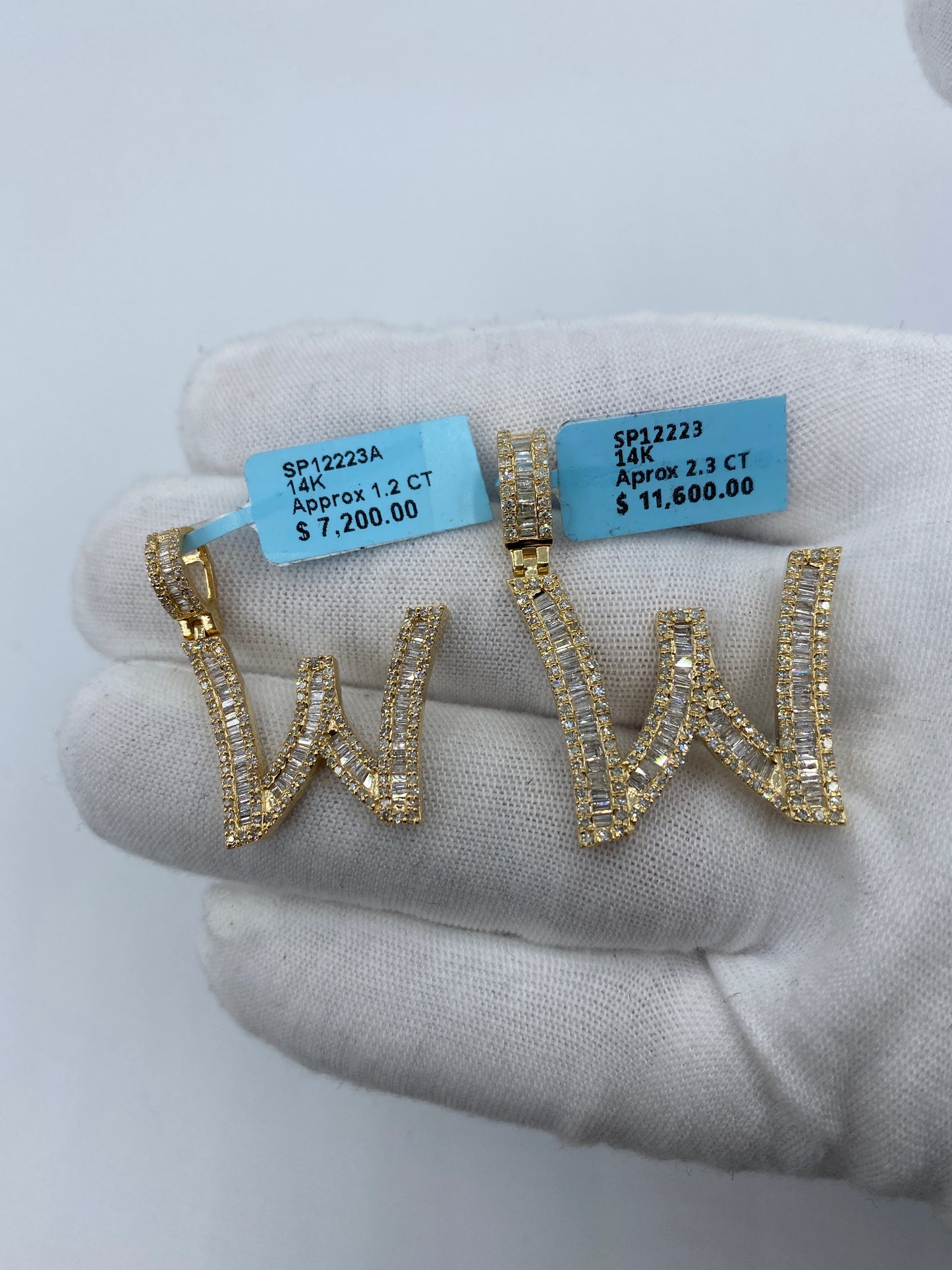 14K W Baguette Initial