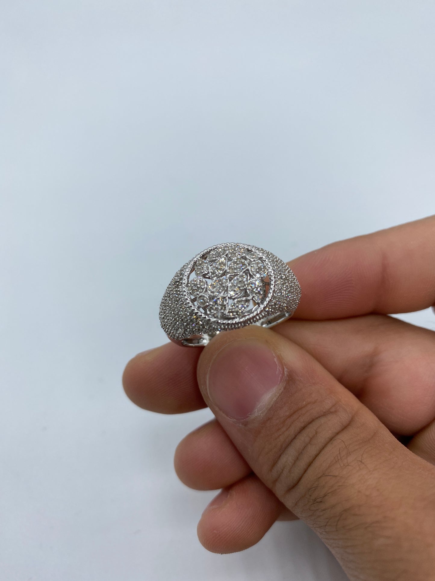 10K Floral Round Ring