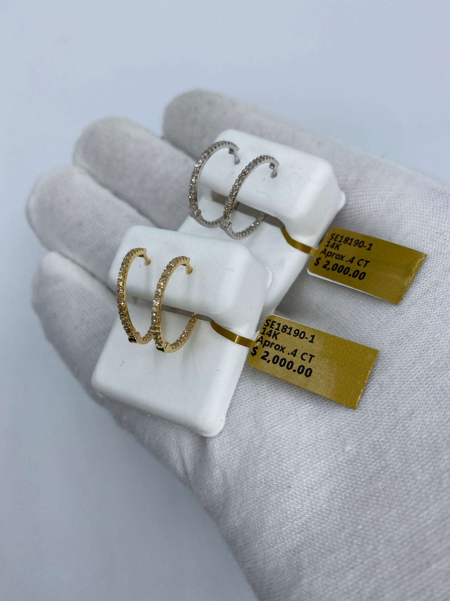 10K Small Circle Hoop Earrings