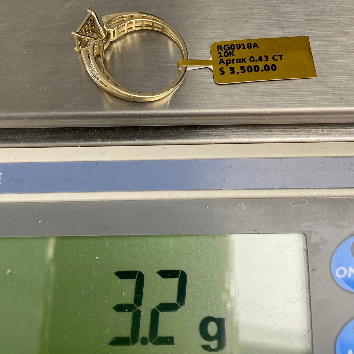 10K Diamond Engagement Ring Style #1