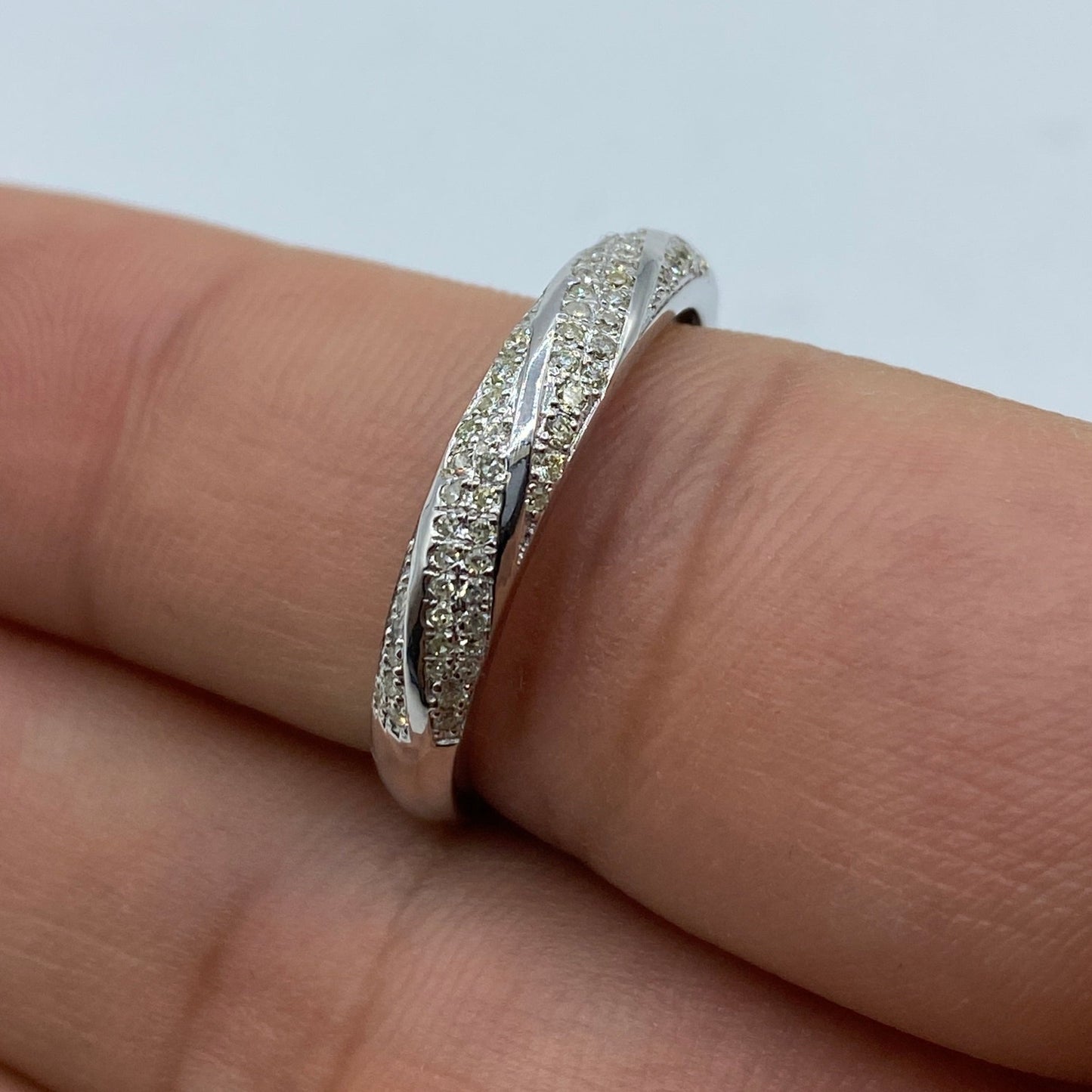 10K Diamond Band Style #4